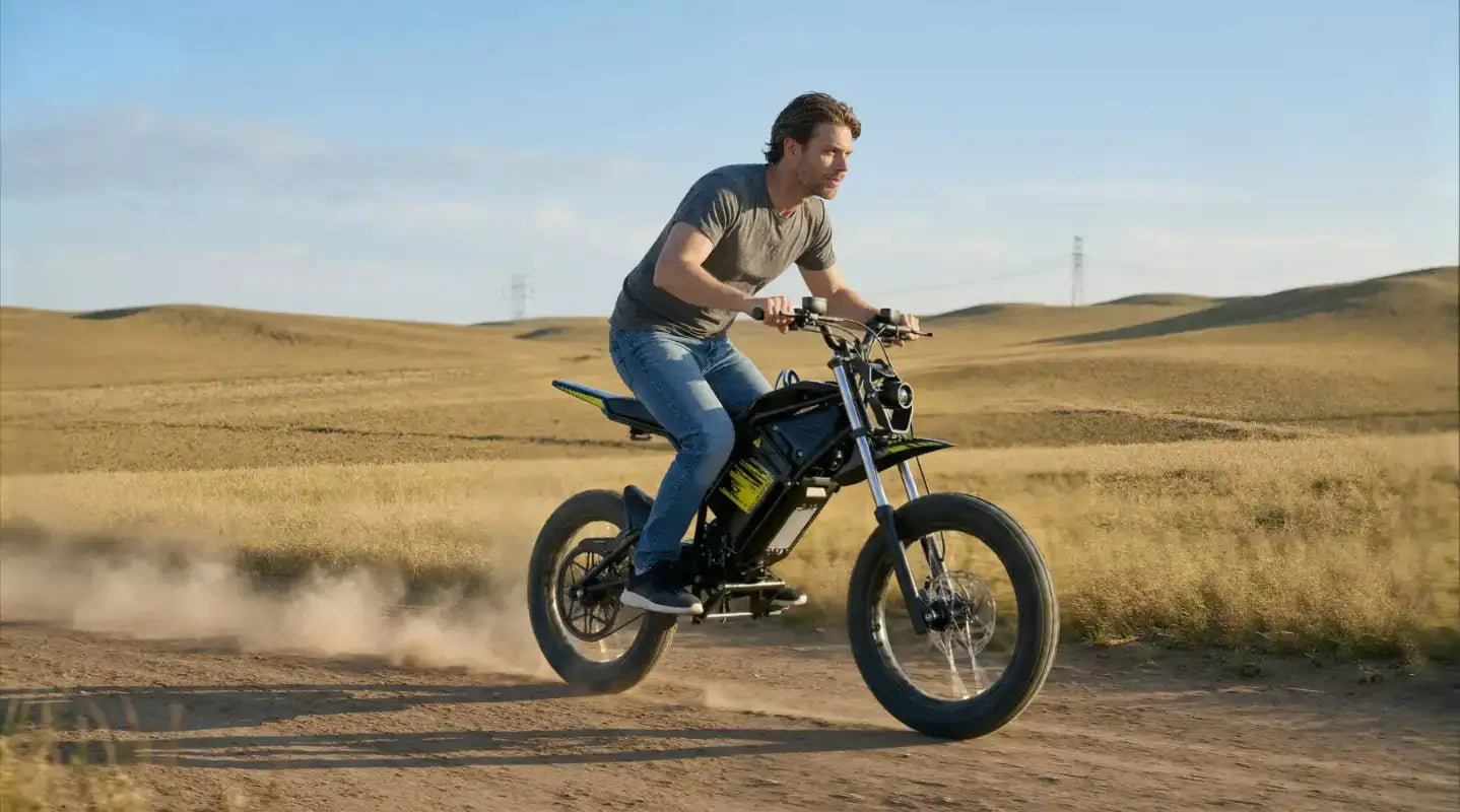 The Guide to Owning an Electric Motorcycle for Adults: Performance, Legality, and the Future of Commuting